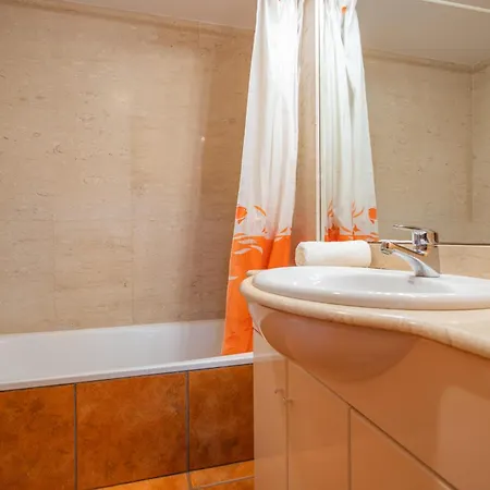 Homeholidaysrentals Fortuny - Costa Barcelona Apartment