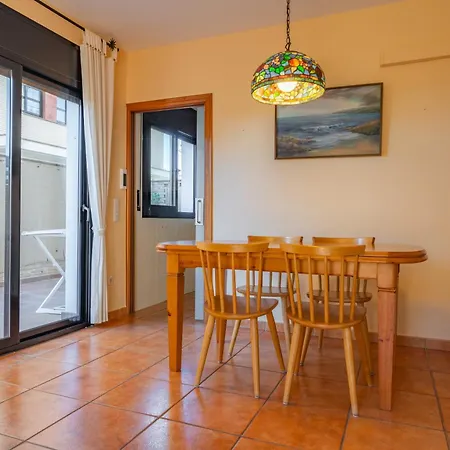 Homeholidaysrentals Fortuny - Costa Barcelona アパート ピネダ・デ・マール